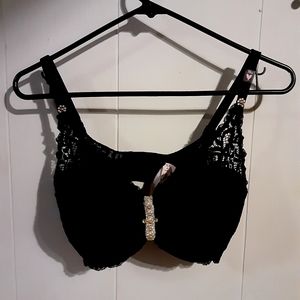 New Pink VS Bra Size 38D